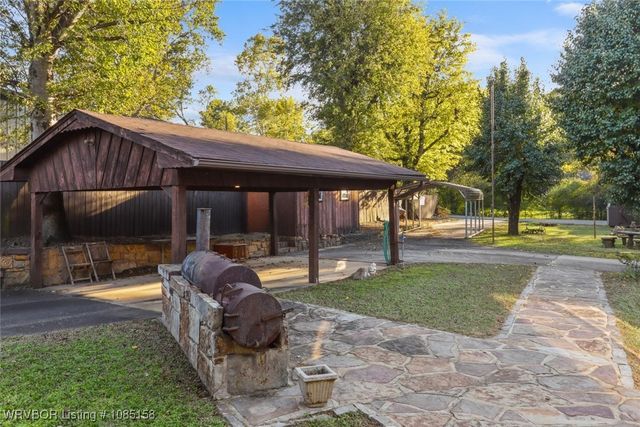 315 College Avenue, Poteau, OK 74953