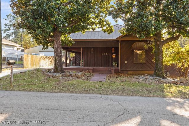 315 College Avenue, Poteau, OK 74953