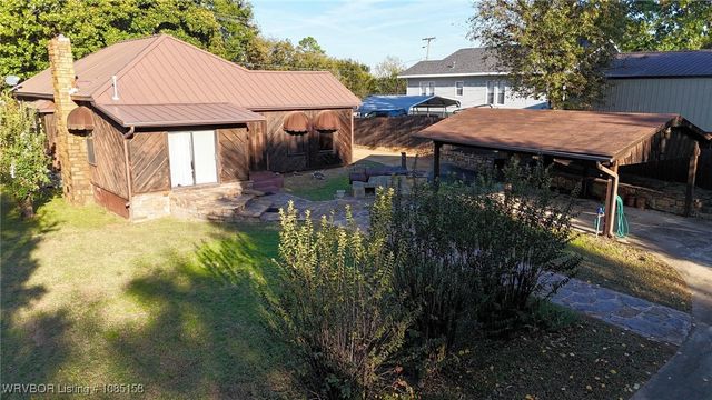 315 College Avenue, Poteau, OK 74953