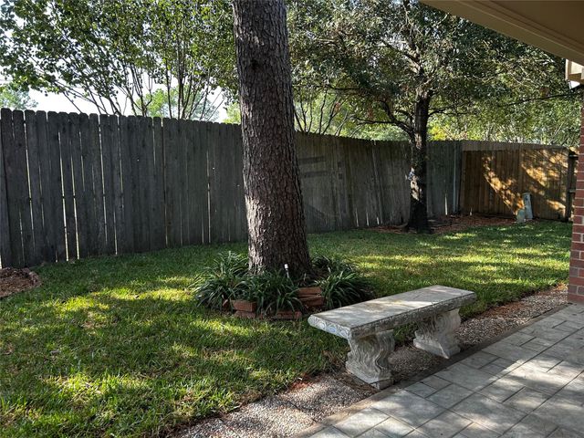 21725 York Timbers Drive, Kingwood, TX 77339