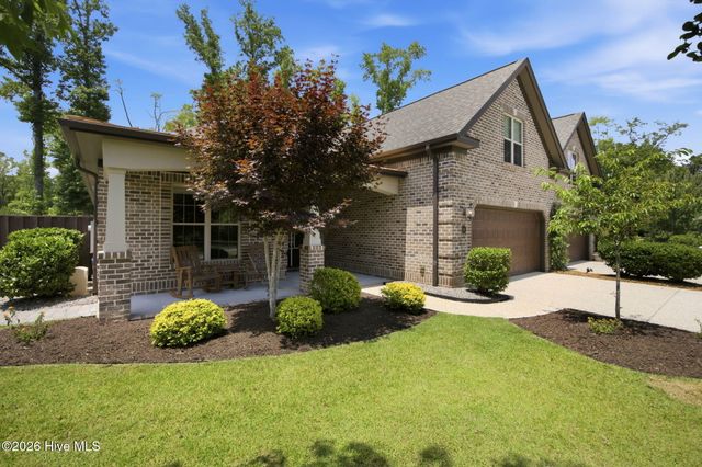 665 Jenoa Drive, Castle Hayne, NC 28429