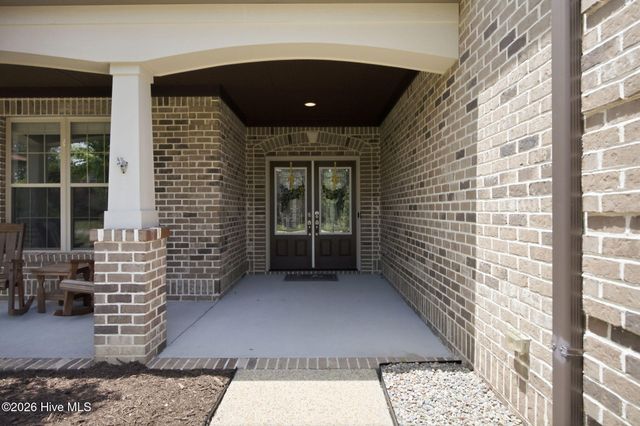 665 Jenoa Drive, Castle Hayne, NC 28429
