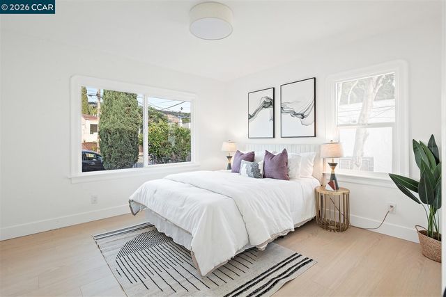 6055 Majestic Ave, Oakland, CA 94605