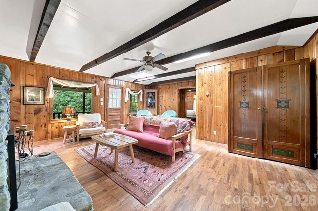 6354 Gingercake Road, Newland, NC 28657