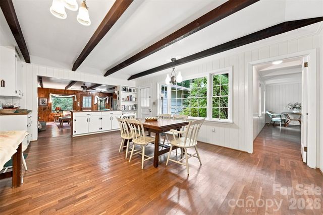 6354 Gingercake Road, Newland, NC 28657