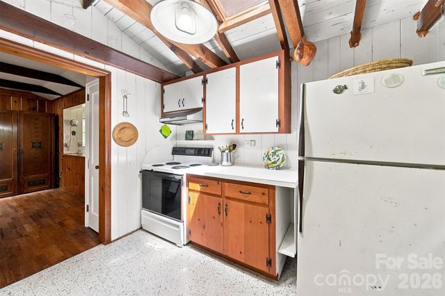 6354 Gingercake Road, Newland, NC 28657