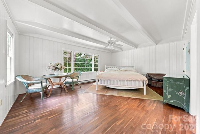 6354 Gingercake Road, Newland, NC 28657