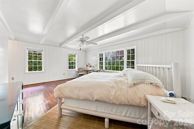 6354 Gingercake Road, Newland, NC 28657