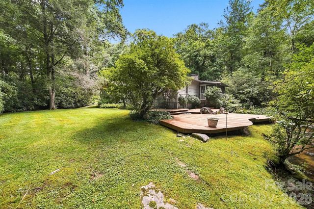 6354 Gingercake Road, Newland, NC 28657