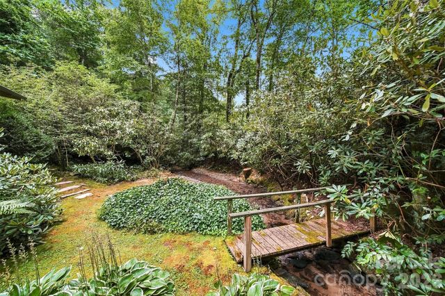 6354 Gingercake Road, Newland, NC 28657