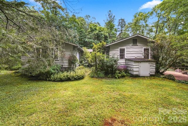6354 Gingercake Road, Newland, NC 28657