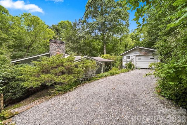 6354 Gingercake Road, Newland, NC 28657