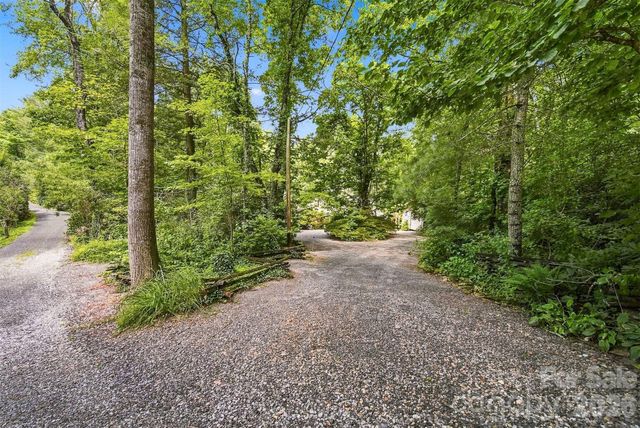 6354 Gingercake Road, Newland, NC 28657