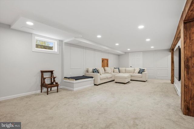 713 S TOWAMENCIN AVE, Lansdale, PA 19446