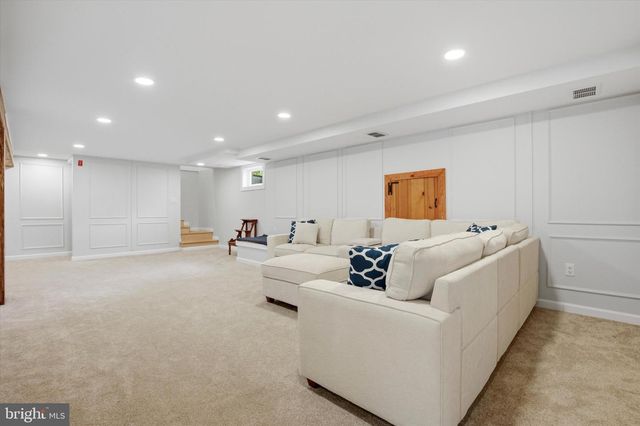 713 S TOWAMENCIN AVE, Lansdale, PA 19446