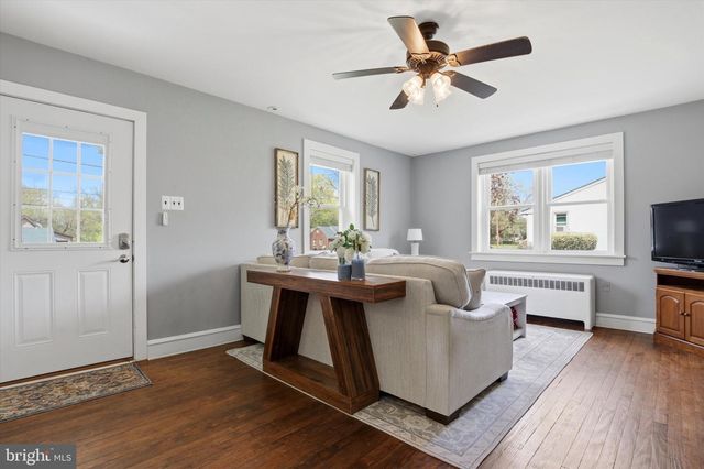 713 S TOWAMENCIN AVE, Lansdale, PA 19446