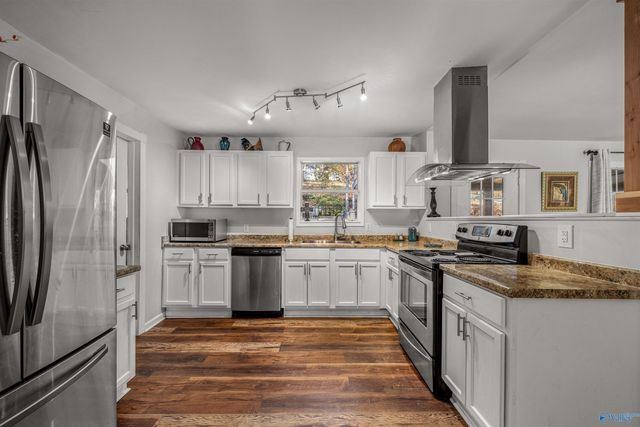 4202 S Gault Avenue, Fort Payne, AL 35967