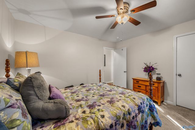 4202 S Gault Avenue, Fort Payne, AL 35967