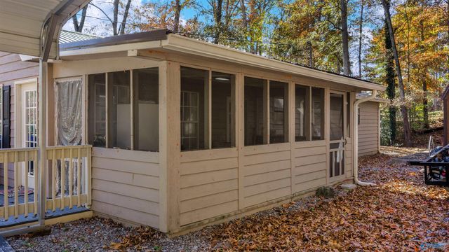 4202 S Gault Avenue, Fort Payne, AL 35967