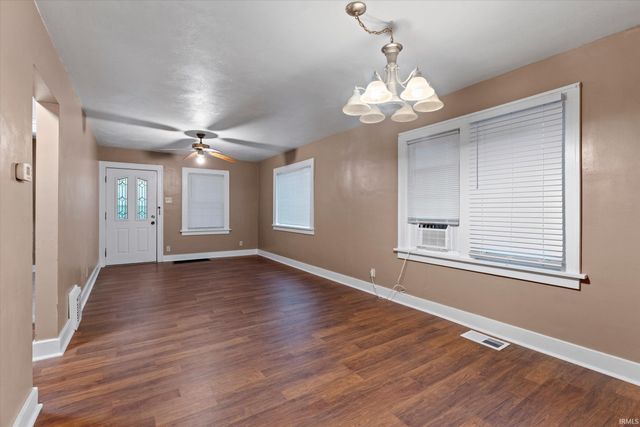753 S 32nd Street, South Bend, IN 46615