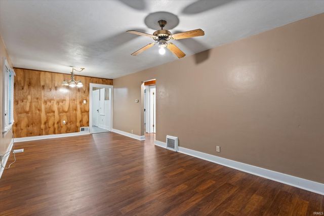 753 S 32nd Street, South Bend, IN 46615