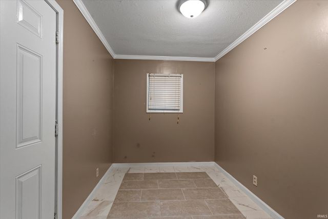 753 S 32nd Street, South Bend, IN 46615