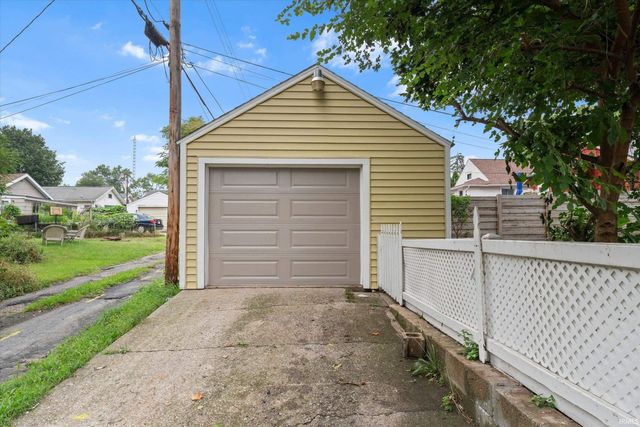 753 S 32nd Street, South Bend, IN 46615