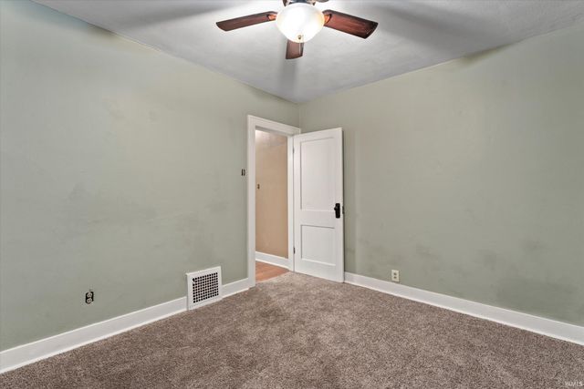 753 S 32nd Street, South Bend, IN 46615