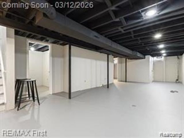 22600 Edgewater Street, St. Clair Shores, MI 48082