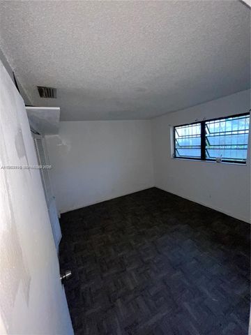 3675 Florida Ave 3675, Miami, FL 33133
