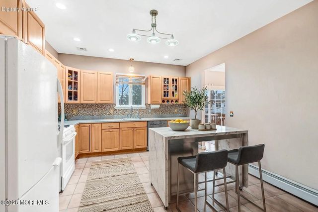 732 Wellington Avenue, Toms River, NJ 08757