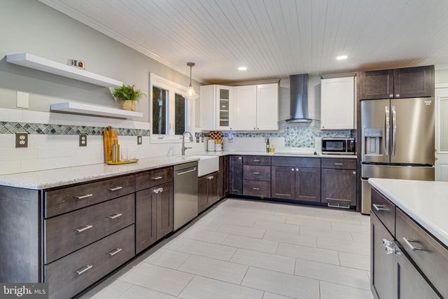 6094 HILL RD, Saint Leonard, MD 20685