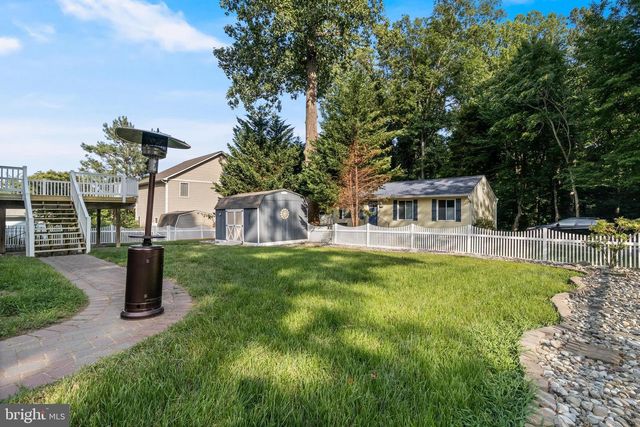 6094 HILL RD, Saint Leonard, MD 20685