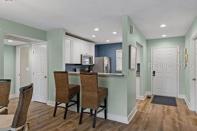 4 Wimbledon Ct Apt 101, Hilton Head Island, SC 29928