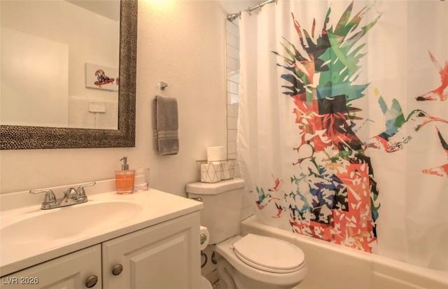 308 South 10th Street 1, Las Vegas, NV 89101