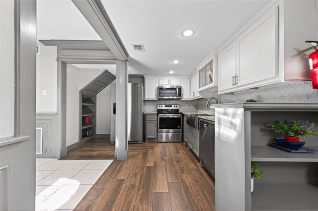 8973 Imogene Street, Houston, TX 77036