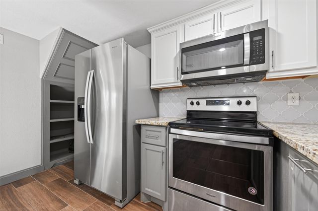 8973 Imogene Street, Houston, TX 77036