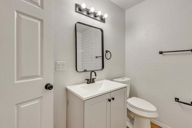 764 SW 3rd Street, Moore, OK 73160