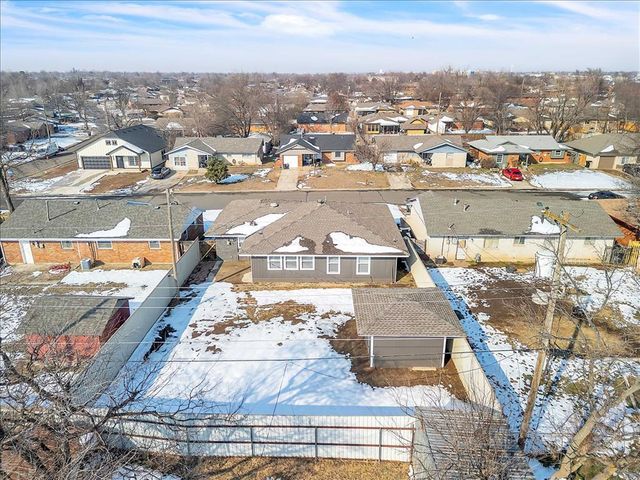 764 SW 3rd Street, Moore, OK 73160