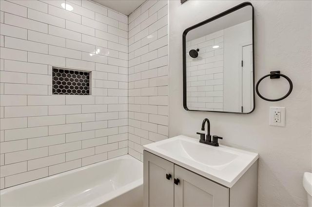 764 SW 3rd Street, Moore, OK 73160