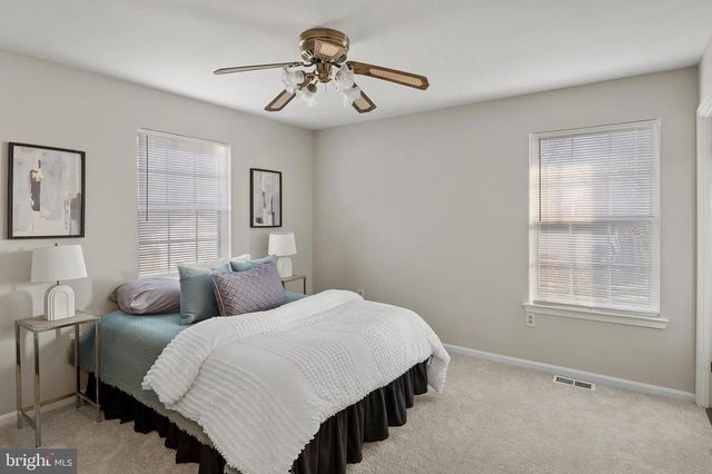 5005 APACHE ST, College Park, MD 20740