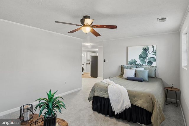 5005 APACHE ST, College Park, MD 20740