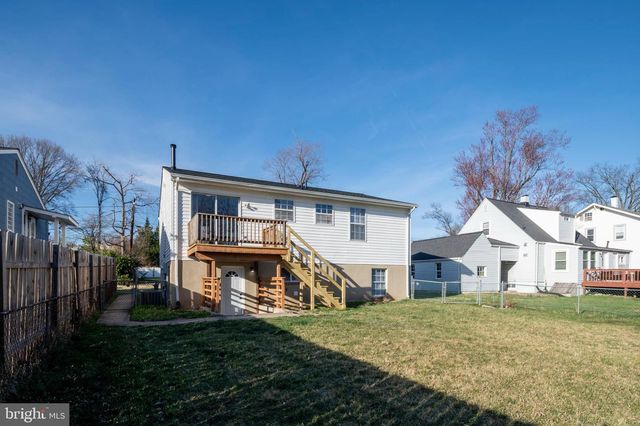 5005 APACHE ST, College Park, MD 20740