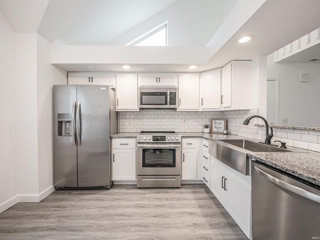 3716 Park Ridge Drive, Evansville, IN 47715