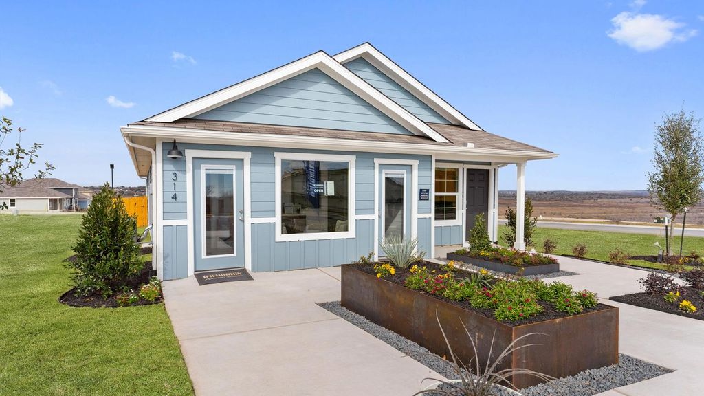 203 Schuenemann WAY, Uhland, TX 78640