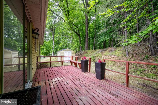 3 ROBINS NEST CT, Randallstown, MD 21133