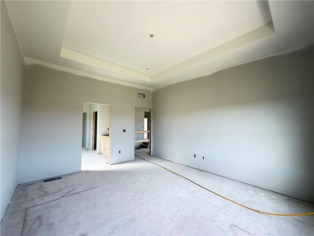 10419 N Liberty Street, Kansas City, MO 64155