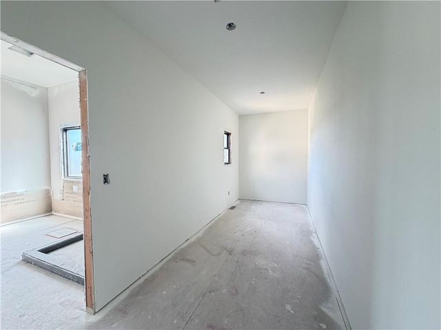 10419 N Liberty Street, Kansas City, MO 64155