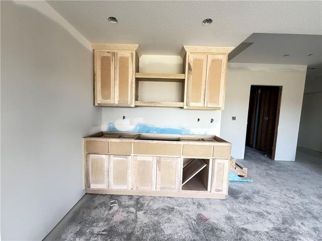 10419 N Liberty Street, Kansas City, MO 64155