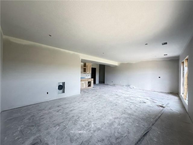 10419 N Liberty Street, Kansas City, MO 64155